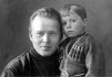Аркадий Гайдар с сыном Тимуром - Аркадий Петрович Гайдар, биография, фото, истории, рассказы