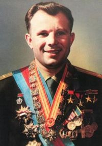 Юрій Олексійович Гагарін біографія, фото, розповіді - перша людина, що полетів в космос, Герой Радянського Союзу, полковник, льотчик-космонавт