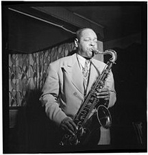 Коулмен Хоукінс біографія, фото, розповіді - американський джазовий музикант, один із найвідоміших тенор-саксофоністів, який створив власну виконавську школу і зробив істотний вплив на таких майстрів, як Лестер Янг та Бен Вебстер