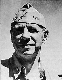 Фредерик Карл Шерман биография, фото, истории - американский адмирал периода Второй мировой войны, командовал авианосцем «Лексингтон» в начальный период войны на Тихом океане, позже авианосными соединениями американского флота
