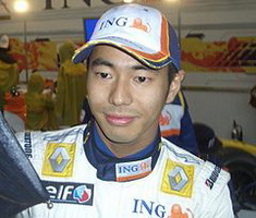 Сакон Ямамото биография, фото, истории - родился 9 июля 1982 года в Тоёхаси, Префектура Айти), японский автогонщик