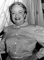 Бетті Гард біографія, фото, розповіді - американська актриса, найбільш відома за своєю роллю тітки Еллер у бродвейському мюзиклі «Оклахома!», але за свою кар'єру також встигла знятися в низці фільмів і попрацювати на радіо і телебаченні