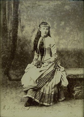 Принцеса Олена Орлеанська біографія, фото, розповіді - у хрещенні Олена Луїза Генрієтта