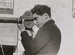 Роберт Капа біографія, фото, розповіді - фоторепортер єврейського походження, народжений в Угорщині