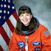 Катерина Коулман біографія, фото, розповіді - американський астронавт НАСА, в минулому хімік і колишній офіцер ВПС США