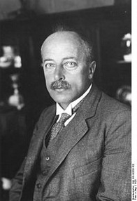 Макс фон Лауе біографія, фото, розповіді - німецький фізик, лауреат Нобелівської премії з фізики в 1914 р