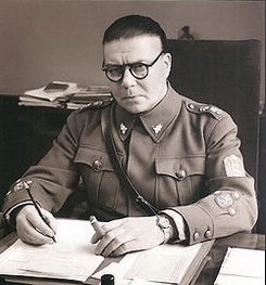 Каарло Лаурі Торвальд Мальмберг біографія, фото, розповіді - фінський військовий діяч, генерал-лейтенант, один з творців фінської армії